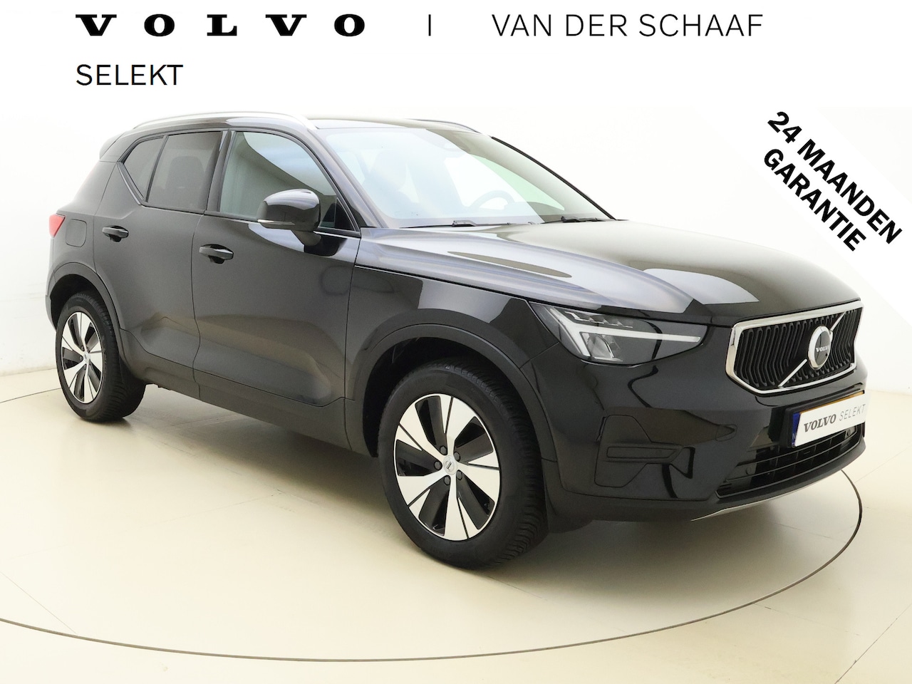 Volvo XC40 - B4 211pk Core / Stoel + Stuuw. Verwarming / PDC + Camera / 18'' / Extra Getint Glas / Elek - AutoWereld.nl