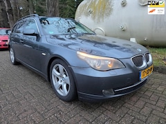 BMW 5-serie Touring - 530i Business Line AUTOMAAT/navi/CRUISE *apk:04-2026