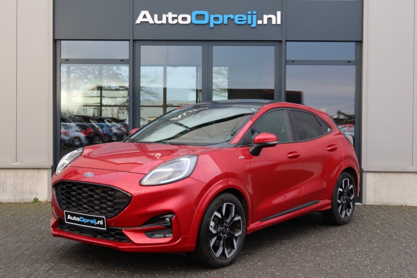 Ford Puma - 1.0 EcoBoost 155pk AUTOMAAT ST-Line X NAVI, Massage, Winterpakket, Schuif/kanteldak - AutoWereld.nl