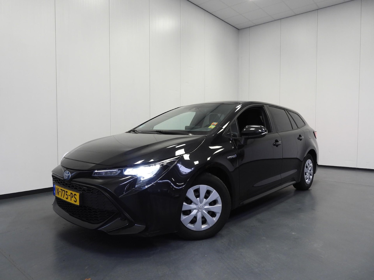 Toyota Corolla Touring Sports - 1.8 Hybrid Comfort NAVI-APP/CAMERA/CLIMA/ADAPT.CRUISE/LED! - AutoWereld.nl