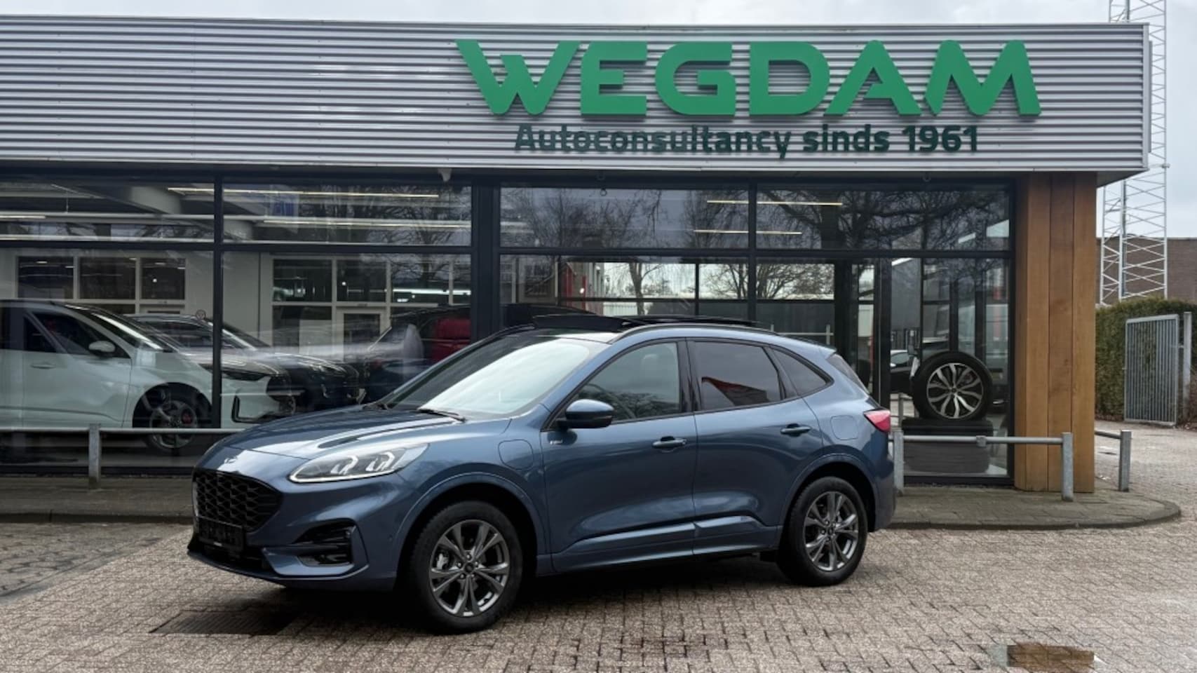 Ford Kuga - 2.5 PHEV ST-LINE X / FULL OPTIONS / 18inch - AutoWereld.nl