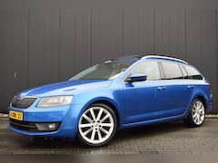 Skoda Octavia Combi - 1.6 TDi Greentech Elegance Businessline Panoramadak | Leder | Xenon | Elek. Stoelen | Keyl