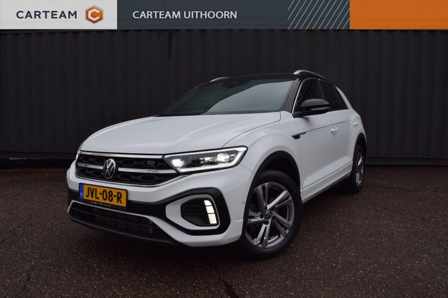 Volkswagen T-Roc - 1.5 TSI R-Line Edition 1.5 TSI R-Line Edition, 1e Eigenaar, Nieuwstaat !!! AUTOMAAT !!! - AutoWereld.nl