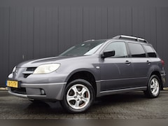 Mitsubishi Outlander Sport - 2.0 Invite+ ECC | Pioneer Audio | Trekhaak | 16 Inch LMV