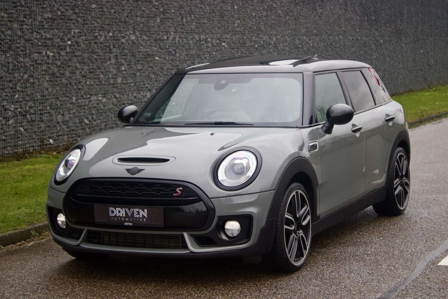 MINI Clubman - Cooper S JCW|Pano - HUD - H/K - Keyless - Vol - AutoWereld.nl