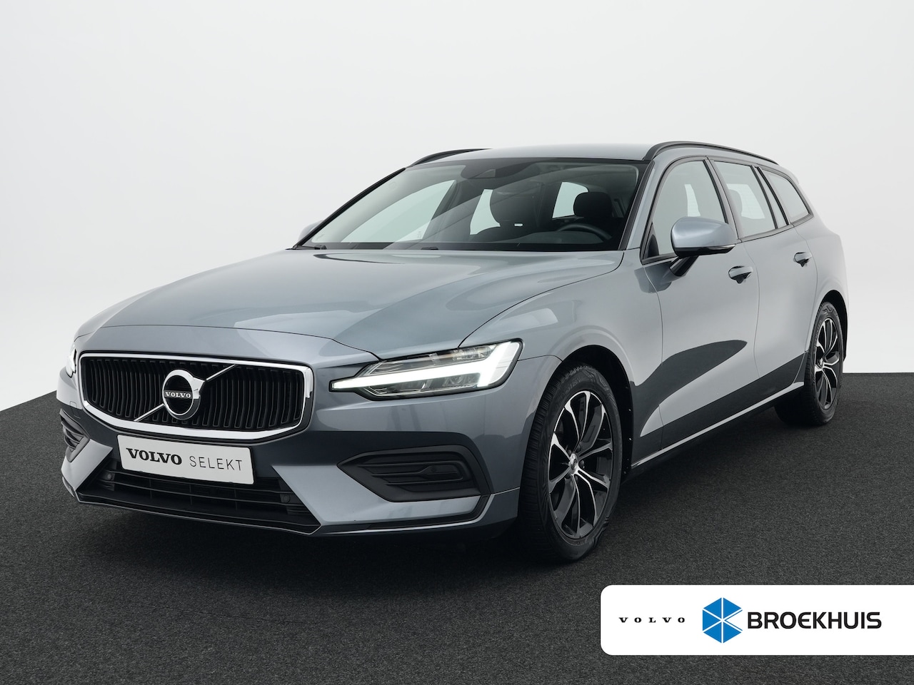 Volvo V60 - 2.0 B3 Momentum Advantage | Adaptive Cruise | Pilot Assist | Trekhaak | BLIS | Stoel- & st - AutoWereld.nl