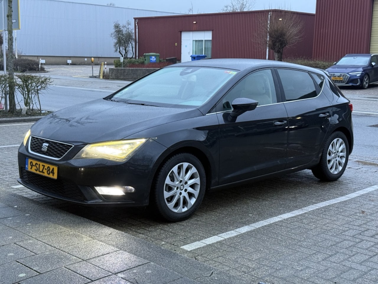 SEAT Leon - 1.6 TDI 110PK Limited Edition II Xenon Volledig Onderhouden - AutoWereld.nl