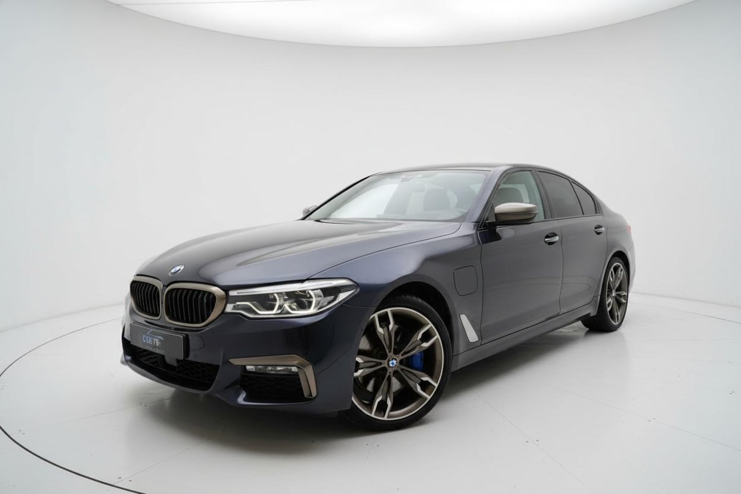 BMW 5-serie - 530e iPerformance M SPORT LIVE COCKPIT SFEERV - AutoWereld.nl