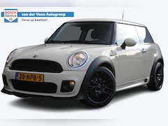 MINI Cooper - 1.6 Business Line 123pk | Nieuwe APK | JCW look | Cruise | Airco | Start stop | 17" velgen