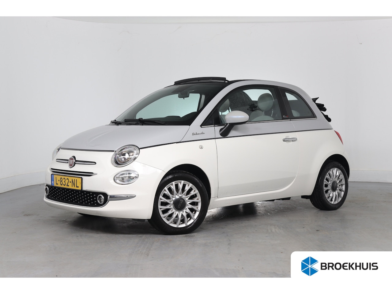Fiat 500 - 1.0 Hybrid Dolcevita | Navigatie | Clima | Cruise Control | Parkeersensoren | Leder | Lich - AutoWereld.nl