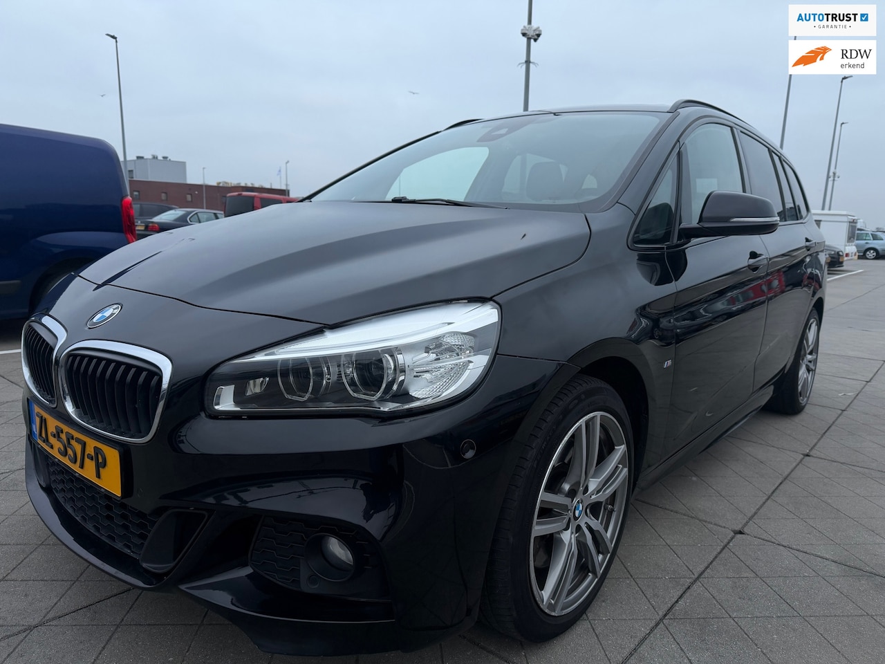 BMW 2-serie Gran Tourer - 220i Centennial High Executive VolOptie Grote beurt en Apk Gehad ACC LaneAssist - AutoWereld.nl