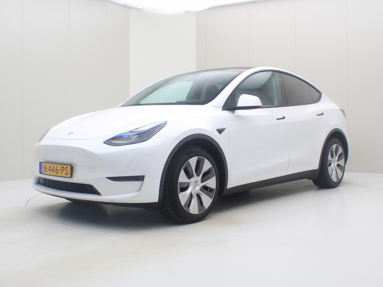 Tesla Model Y - Long-Range AWD 351pk 75 kWh [ ENHANCED AUTOPILOT+19'' LMV+533KM WLTP+PREMIUM AUDIO ] - AutoWereld.nl