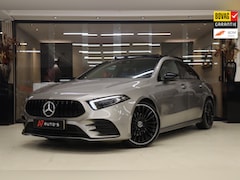 Mercedes-Benz A-klasse - 200 AMG NAP Pano/Carplay/Keyless/Memory/Sfeerver/VOL