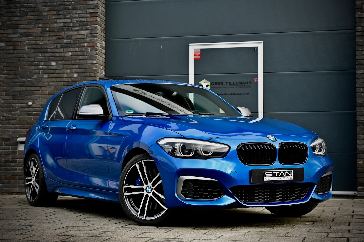 BMW 1-serie - M140i Shadow Executive | Estoril Blauw | RWD | S/K Dak | H/K Audio | Orig. NL - AutoWereld.nl