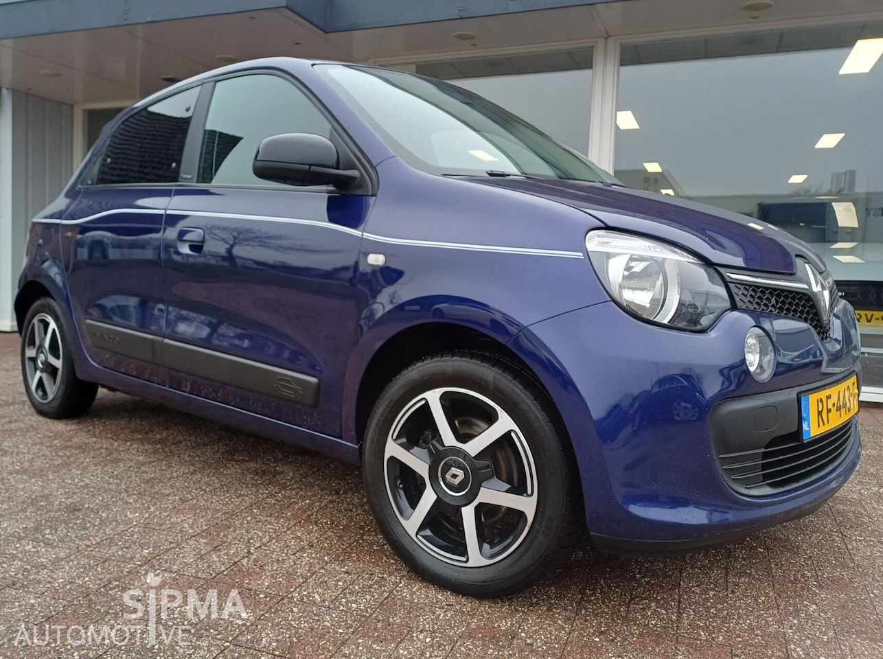 Renault Twingo - 1.0 SCe Limited/15"/ Cruise/ Airco/ - AutoWereld.nl