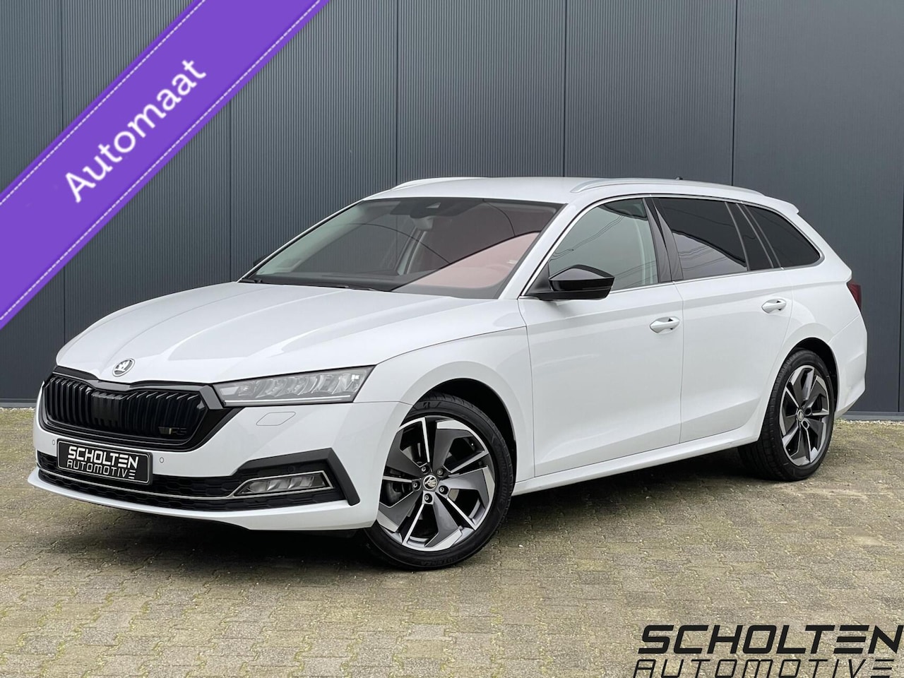 Skoda Octavia Combi - 1.0 e-TSI Business ACC Navi Cam Trekhaak Leder/Alcantara LED Carplay Virtual Cockpit - AutoWereld.nl