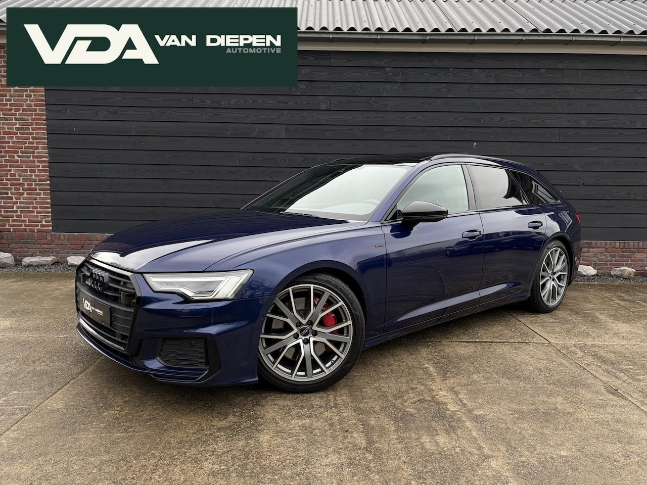 Audi A6 Avant - 55 TFSI e quattro Competition - S6 Diffuser l Panorama l Matrix l Memory l Apple Carplay - AutoWereld.nl