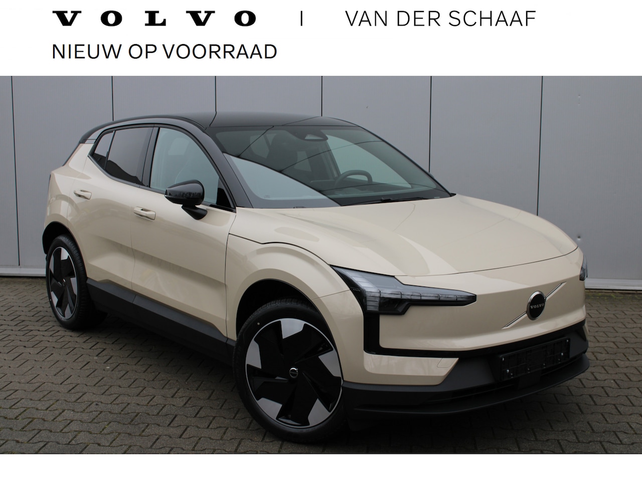 Volvo EX30 - Extended Range Plus Europa | Extra getint Glas | Zwart Dak - AutoWereld.nl