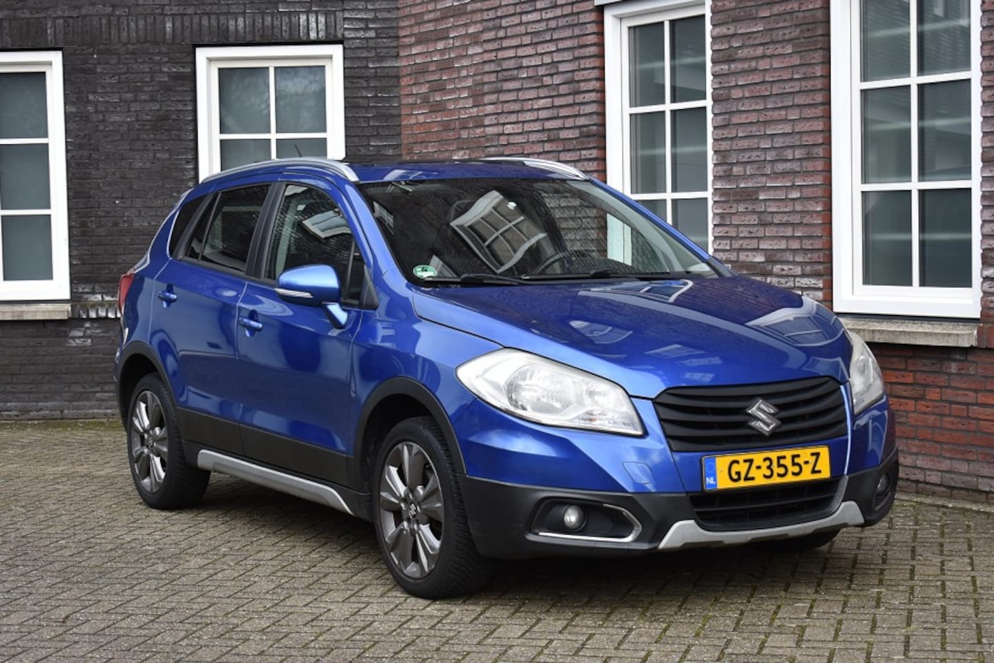 Suzuki SX4 - 1.6 Exclusive AllGrip Wij zijn op afspraak geopend! Graag bellen voor uw komst. - AutoWereld.nl