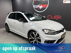 Volkswagen Golf - 1.4 TSI ACT Highline | Pano | 19” | Stoelverwarming