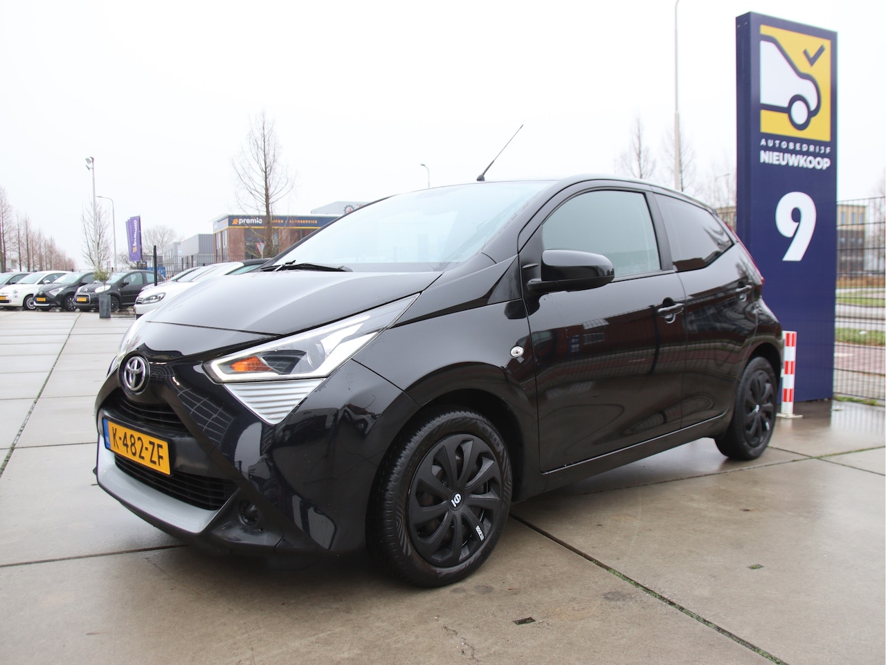 Toyota Aygo - 1.0 VVT-i x-play Sparco Camera-Carplay, NL-auto, 1e Eigenaar Prijspakker! - AutoWereld.nl