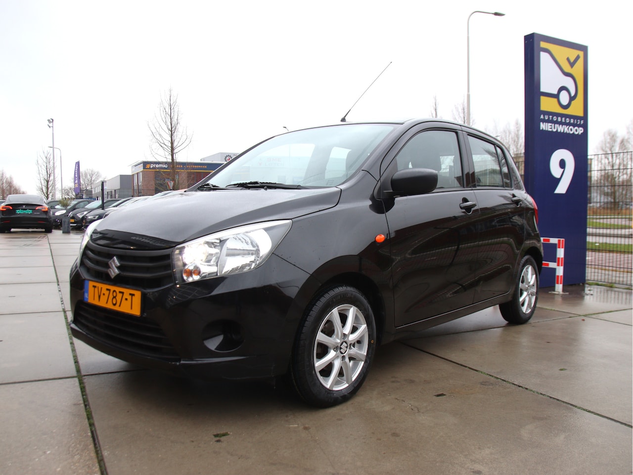 Suzuki Celerio - 1.0 Comfort NL-Auto, Airco, LMV Prijspakker! - AutoWereld.nl