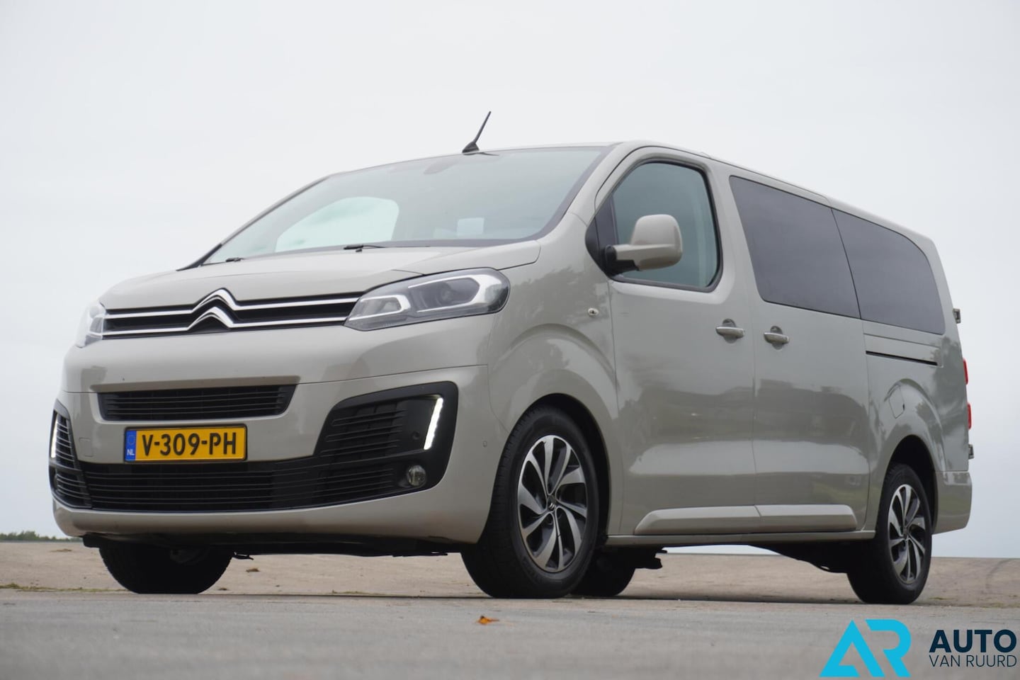Citroën Jumpy - bestel 2.0 BlueHDI 180 Business XL DC S&S - AutoWereld.nl