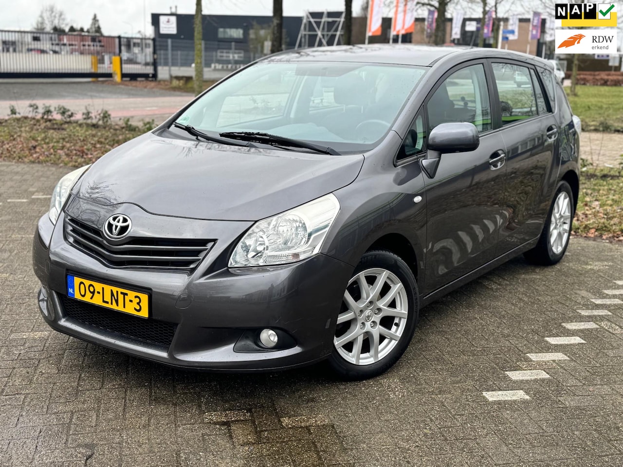 Toyota Verso - 1.8 VVT-i Business/Pano/Camera/Navi/ - AutoWereld.nl
