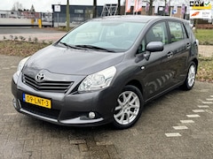Toyota Verso - 1.8 VVT-i Business/Pano/Camera/Navi/