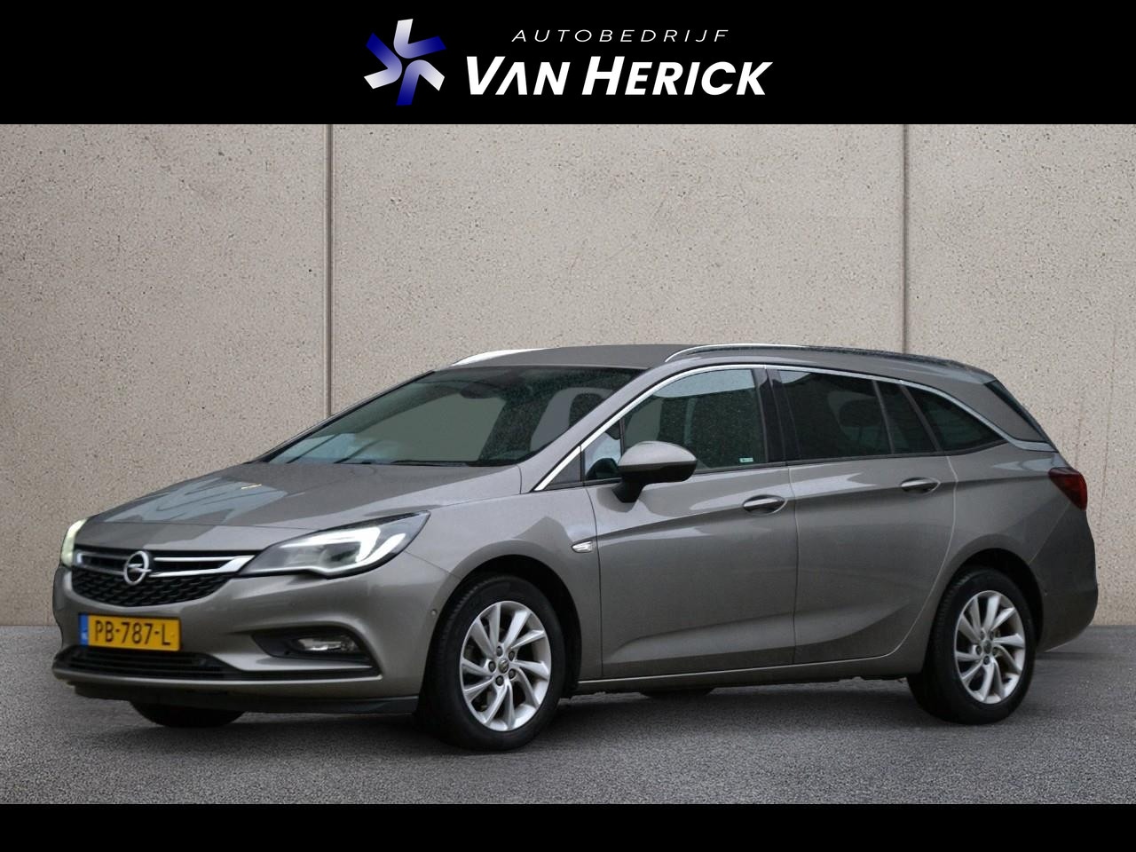 Opel Astra Sports Tourer - 1.0 Innovation | Navigatie | Achteruitrijcamera | Comfort stoelen - AutoWereld.nl