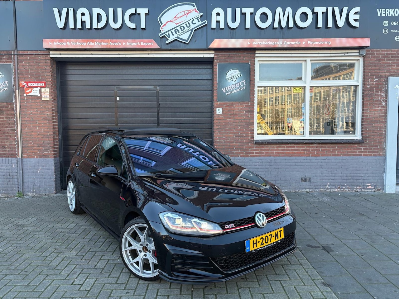 Volkswagen Golf - 2.0 TSI GTI Performance Pano - AutoWereld.nl