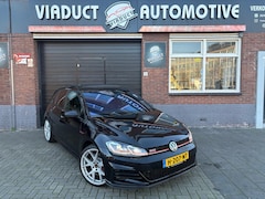 Volkswagen Golf - 2.0 TSI GTI Performance Pano