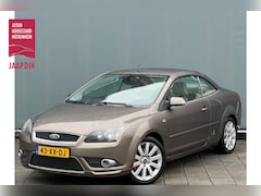 Ford Focus Coupé-Cabriolet - BWJ 2007 | 2.0-16V 146PK Titanium AUTOMAAT | TREKHAAK | LEER | CLIMA | NAVI | CRUISE | PDC