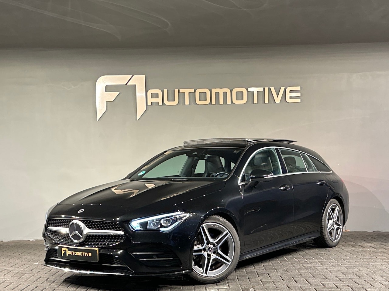Mercedes-Benz CLA-klasse Shooting Brake - 180 AMG Pano|Sfeer - AutoWereld.nl