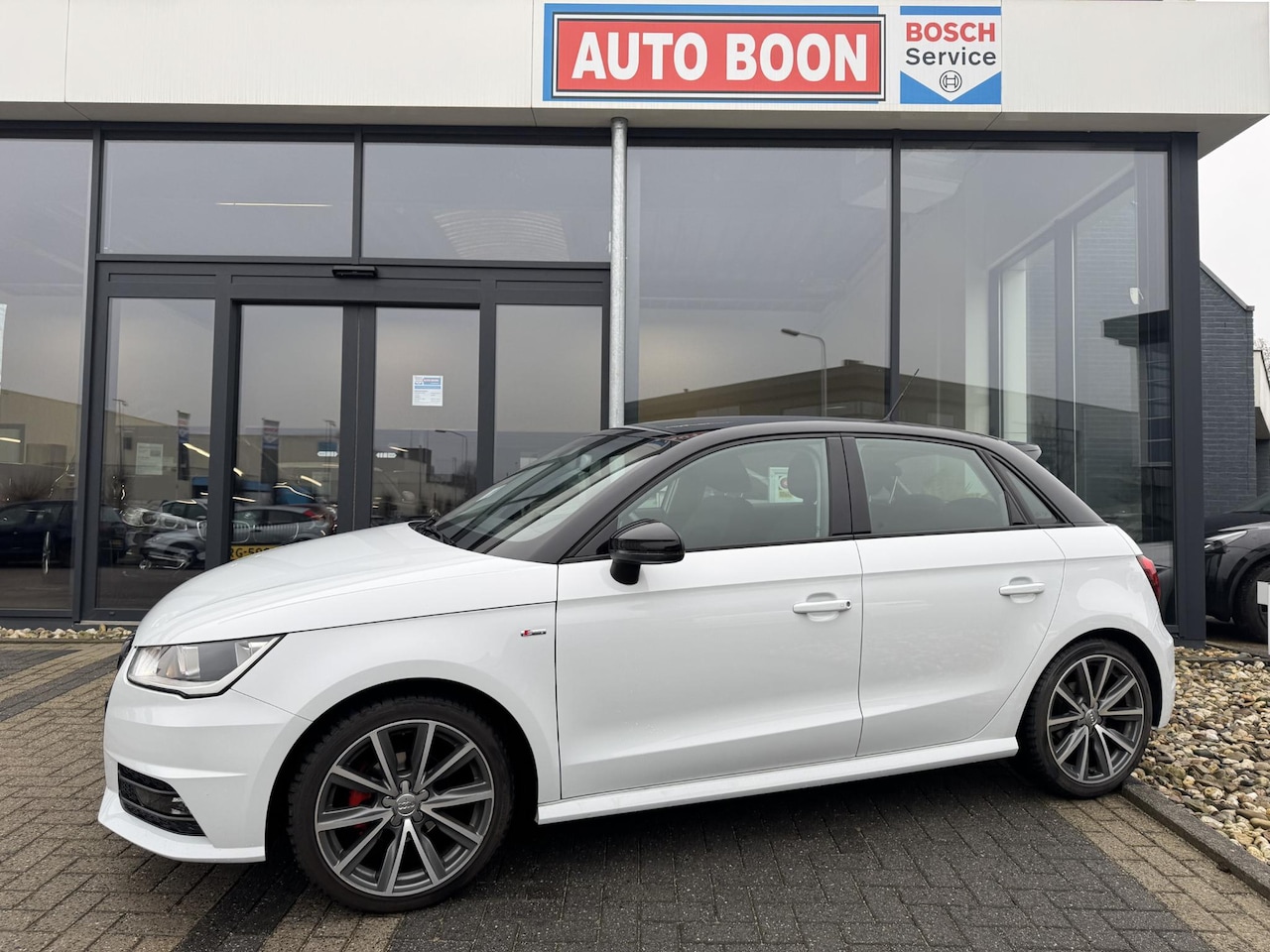 Audi A1 Sportback - 1.0 95PK TFSI ADRENALIN S-LINE NAVI/CLIMA/LED/ S&S/MEDIA/BTA/LMV .NL AUTO/KM=NAP - AutoWereld.nl