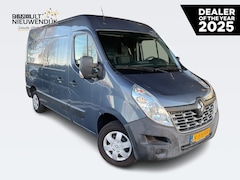 Renault Master - T33 2.3 dCi L2H2 / TREKHAAK / NAVIGATIE / CRUISE CONTROL / BIJRIJDERSSTOEL / PARKEERSENSOR