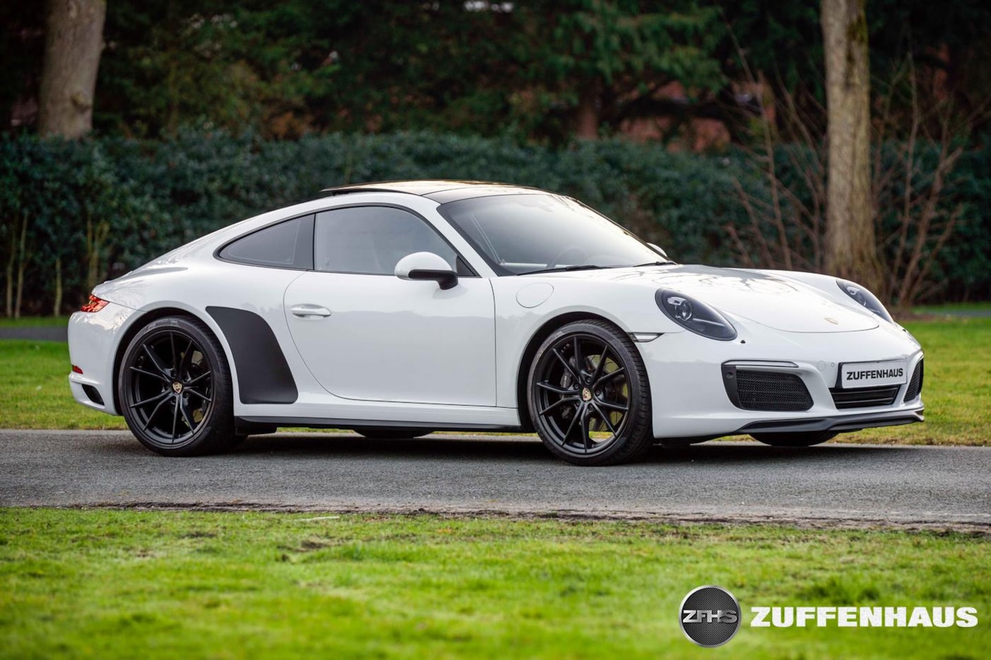 Porsche 911 - Carrera 4 PDK glazen dak sportuitlaat Approved tot 01.2027 - AutoWereld.nl