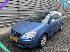 Volkswagen Polo - 1.4-16V AUTOMAAT|AIRCO|TREKHAAK|NW APK|3DRS