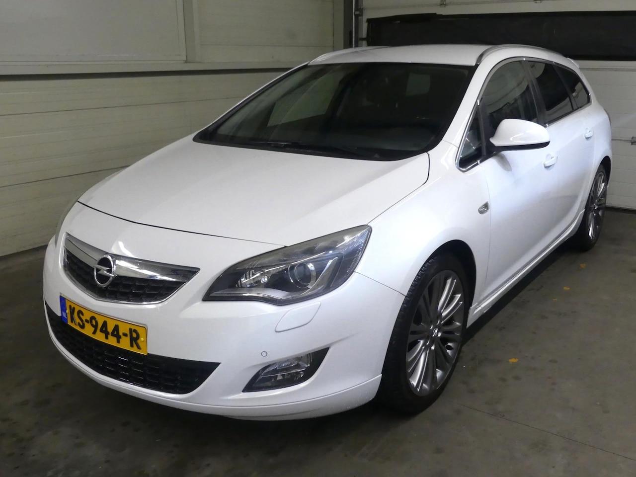 Opel Astra Sports Tourer - 1.4 Turbo Sport - Cruisecontrol - Navigatie - AutoWereld.nl