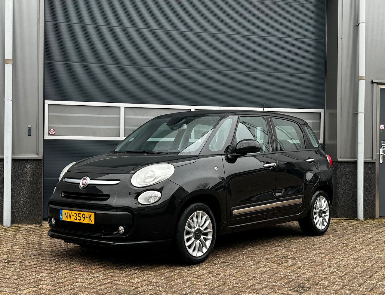 Fiat 500 L - 0.9 TwinAir Lounge bj.2017 Camera|Pano|Navi|Nap. - AutoWereld.nl