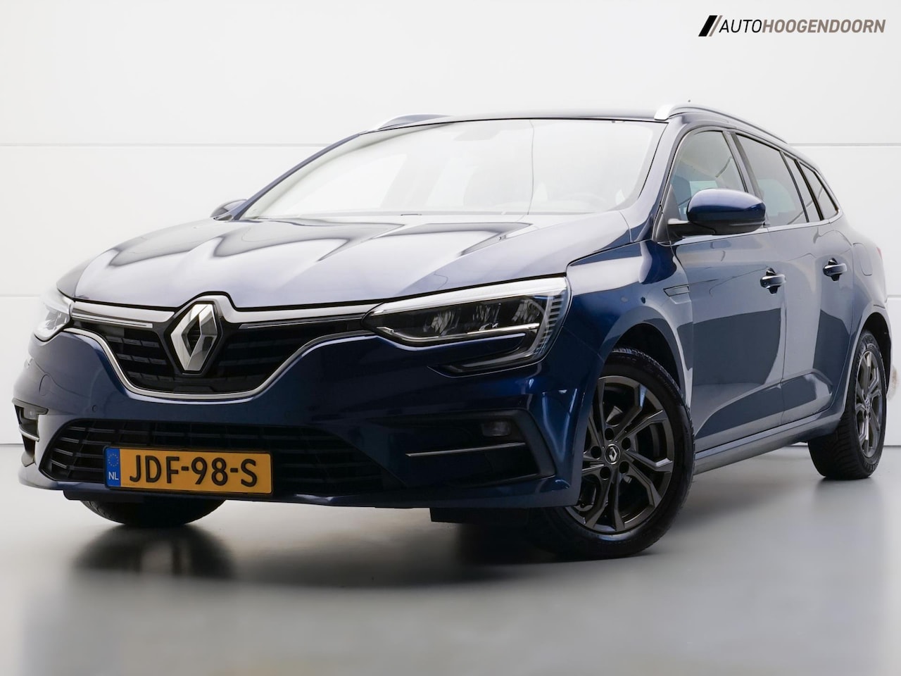 Renault Mégane E-Tech - Estate 1.6 Plug-In Hybrid 160 R.S. Line (APPLE CARPLAY,LED,KEYLESS,KEYLESS,DIGITAAL DISPLA - AutoWereld.nl