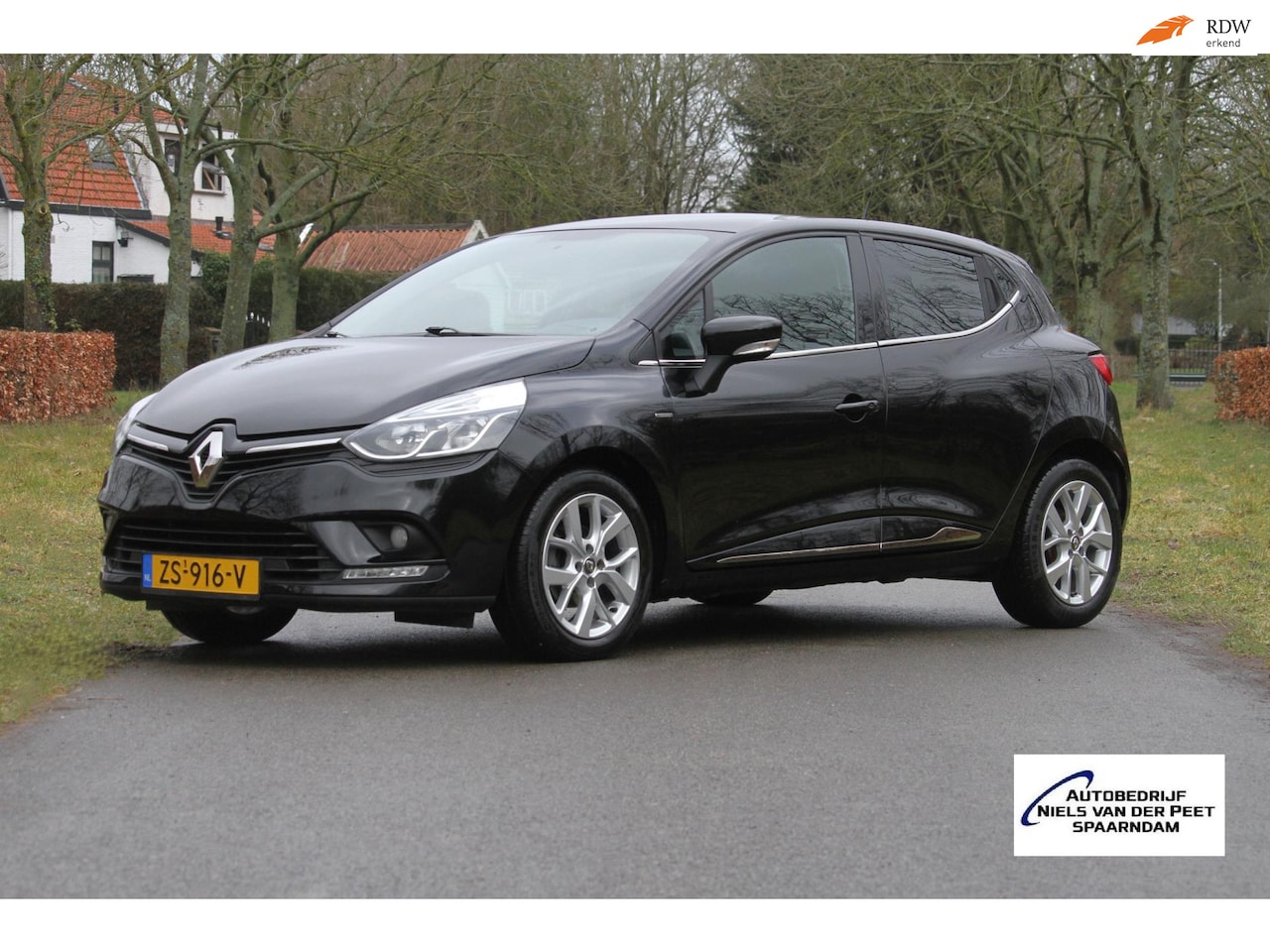 Renault Clio - 0.9 TCe Limited / 1e eigenaar / Navigatie / Sportvelgen / Cruise control / Parkeersensoren - AutoWereld.nl