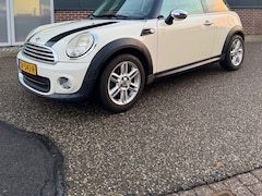 MINI One - 1.6 On | 2012 | Nette staat en lage km stand | 98 PK