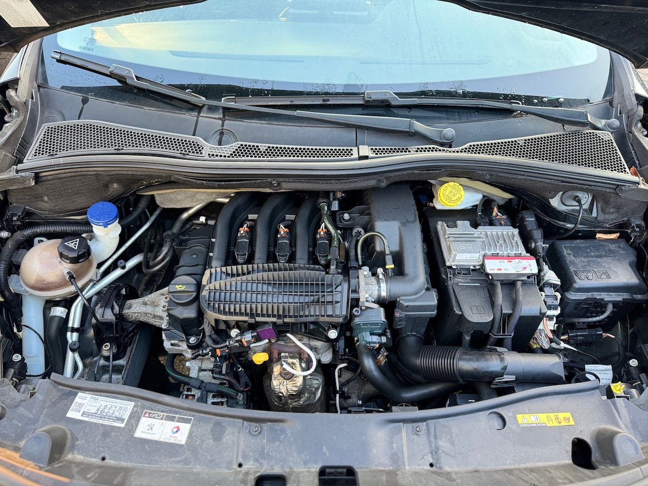 Peugeot 2008 - 1.2 PureTech | 2016 | 1E EIGENAAR | AUTOMAAT - AutoWereld.nl