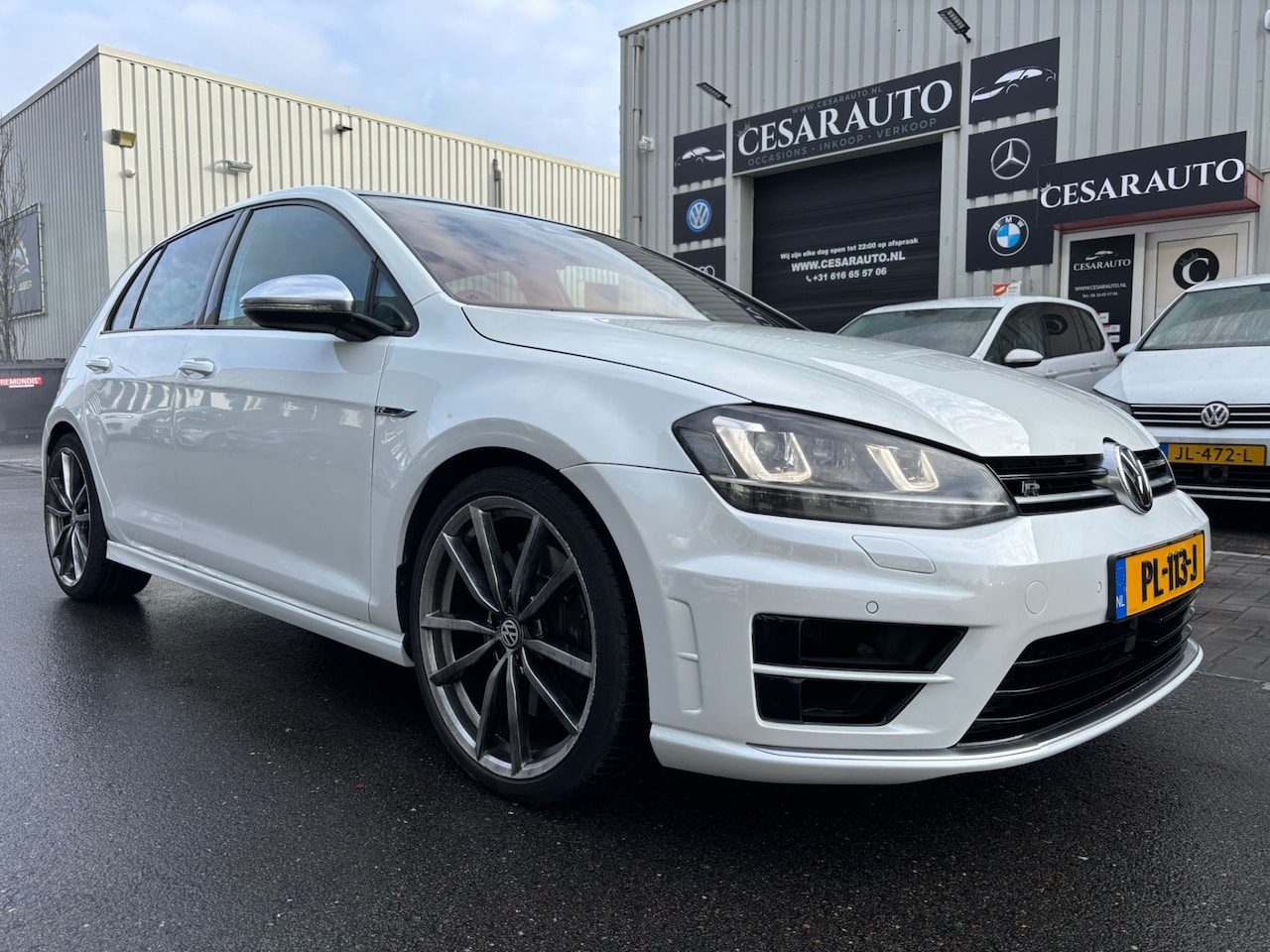 Volkswagen Golf - 2.0 TSI R 4MOTION AUTOMAAT 6-TRAPS BOM VOL !!! - AutoWereld.nl