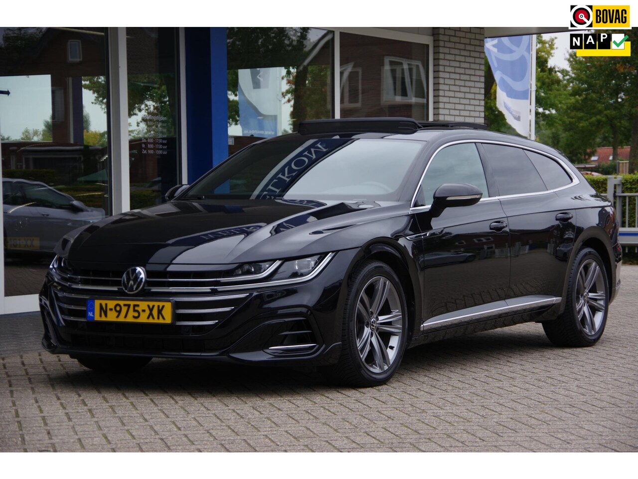 Volkswagen Arteon Shooting Brake - 2.0 TSI R-Line 190PK Panoramadak Elektrische achterklep - AutoWereld.nl