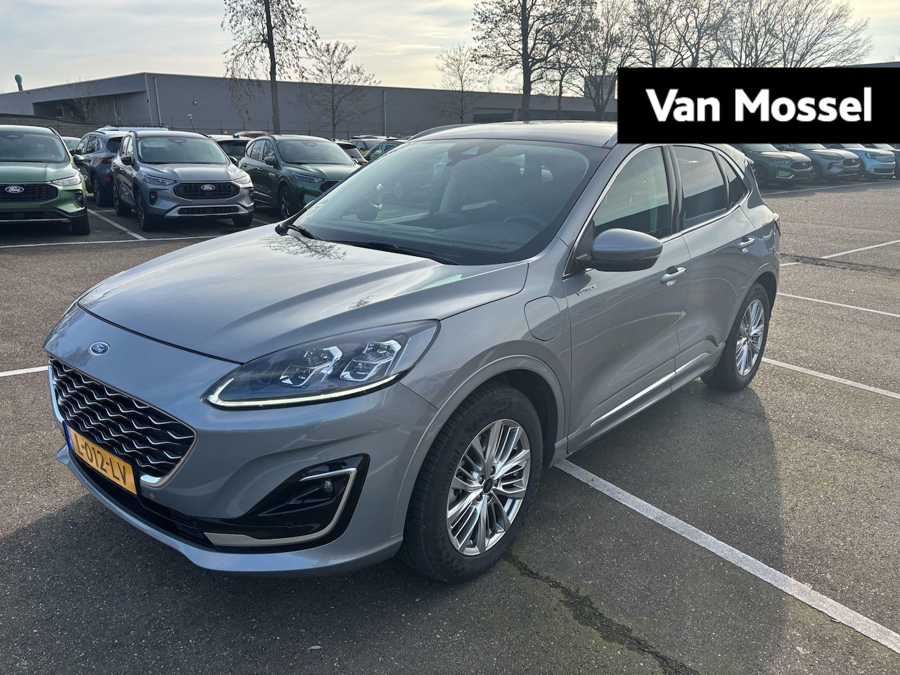 Ford Kuga - 2.5 PHEV Vignale | Trekhaak | Dealeronderhouden  | Stoel/stuur voorruitverwarming | Leder - AutoWereld.nl