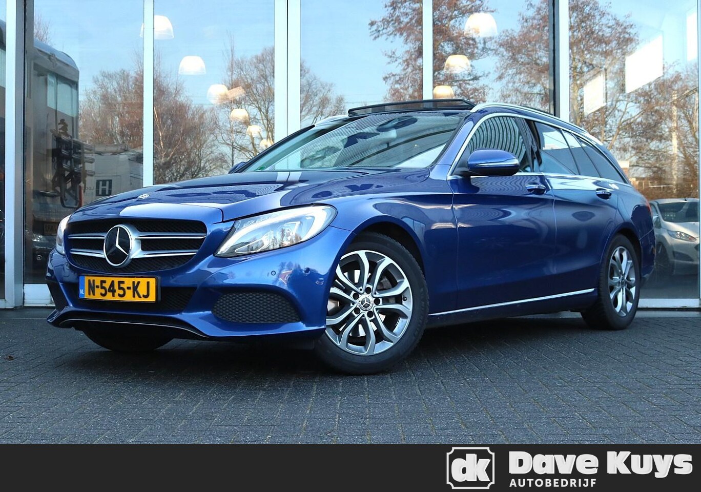 Mercedes-Benz C-klasse Estate - 200 Premium Plus | Panorama | Trekhaak | Distronic+ - AutoWereld.nl