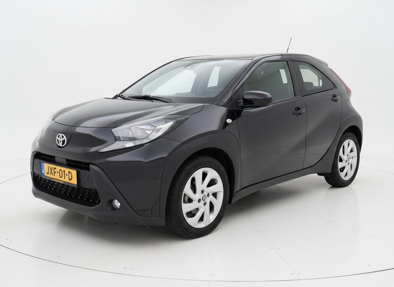 Toyota Aygo X - 1.0 VVT-i Play ADAPTIVE CRUISE LMV CAMERA - AutoWereld.nl