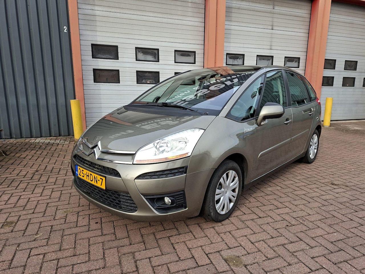 Citroën C4 Picasso - 1.6 VTi Ambiance 5p. 1.6 VTi Ambiance 5p. - AutoWereld.nl